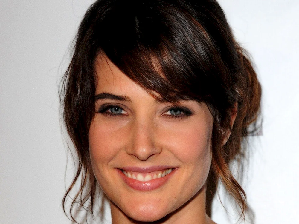 Cobie Smulders 2005