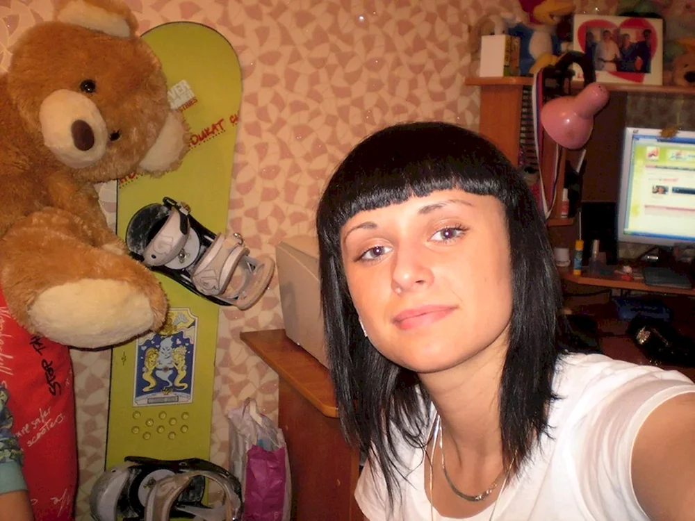 Kolchos Haarschnitt Pony