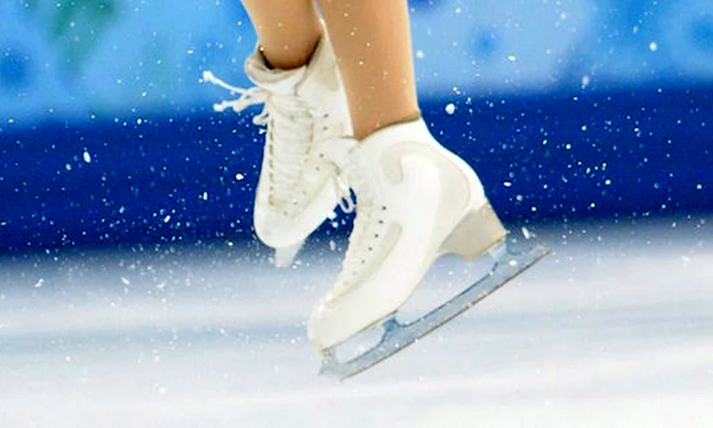 Eiskunstlauf Eiskunstlauf Schlittschuhe auf Eis