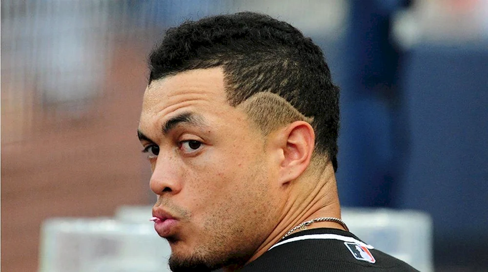 Arthuro Vidal Mohawk