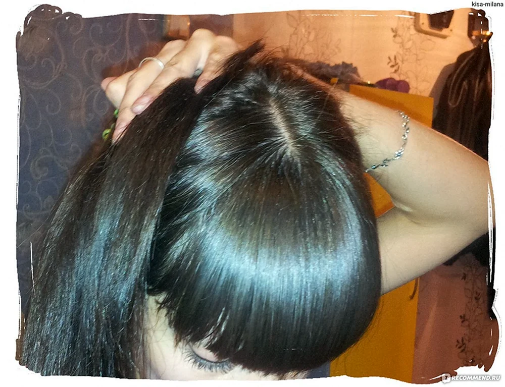 Miss Magic Haarfarbe istan schwarz