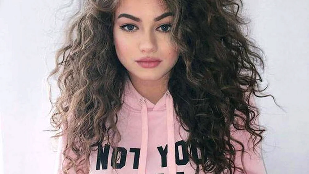 Courtney Kelly Dytto