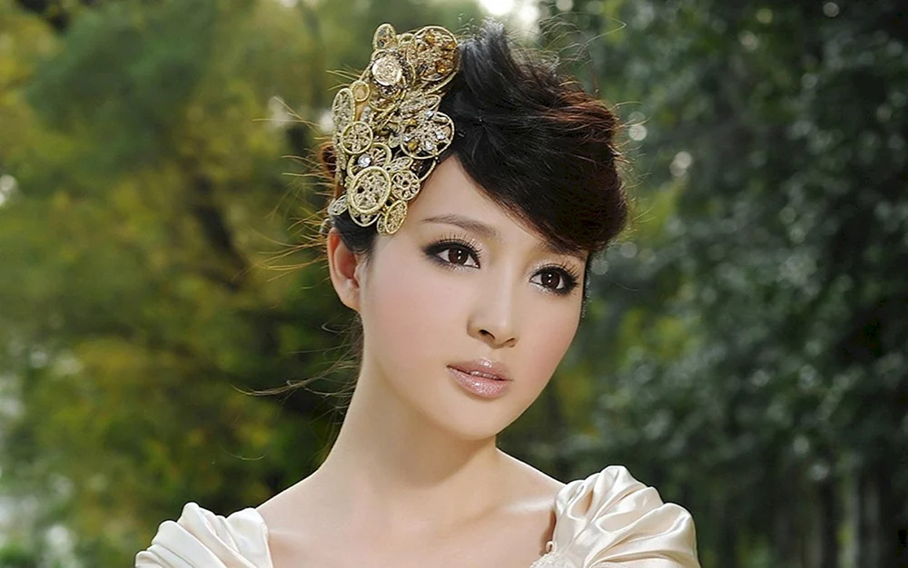 Daniella Wang Mongolisch