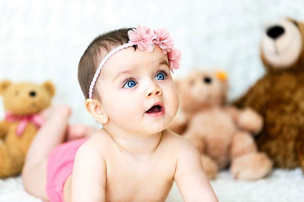 Fotos von kleinen Kindern unter einem Jahr