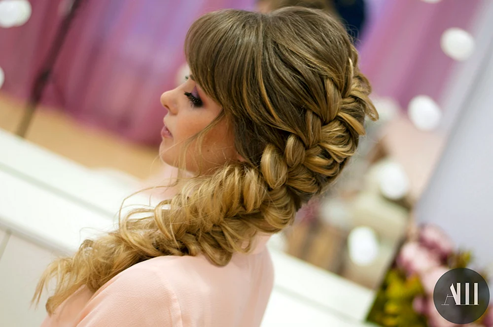 Flechtfrisuren mit Zöpfen