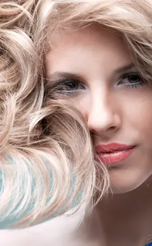 Schönes Blond