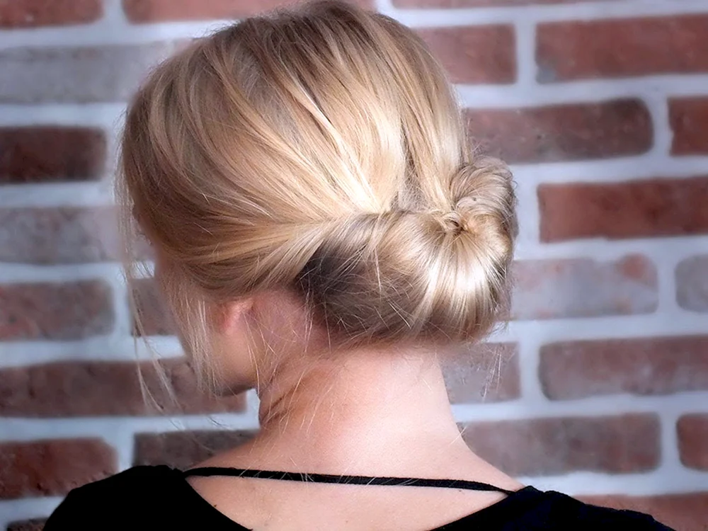 Schöne unkomplizierte Frisuren für mittellanges Haar