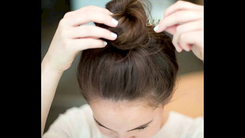 Modische Frisuren mit Pferdeschwanz