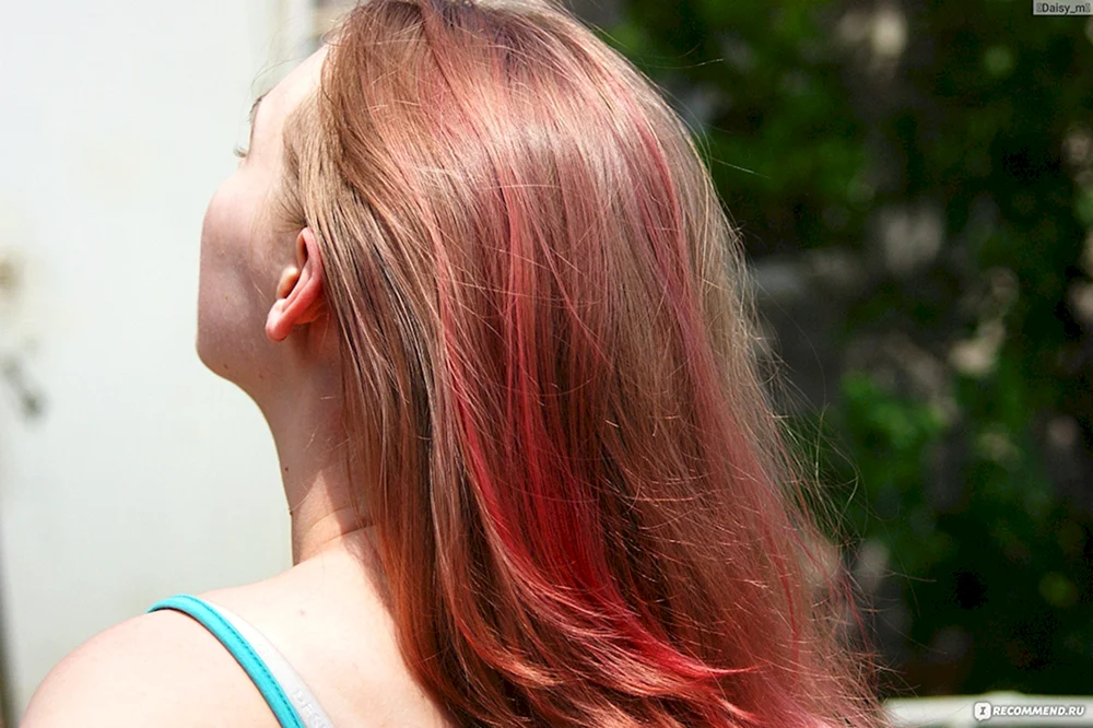 Rote Haarfarbe Farbe auf blondem Haar ohne Blondierung