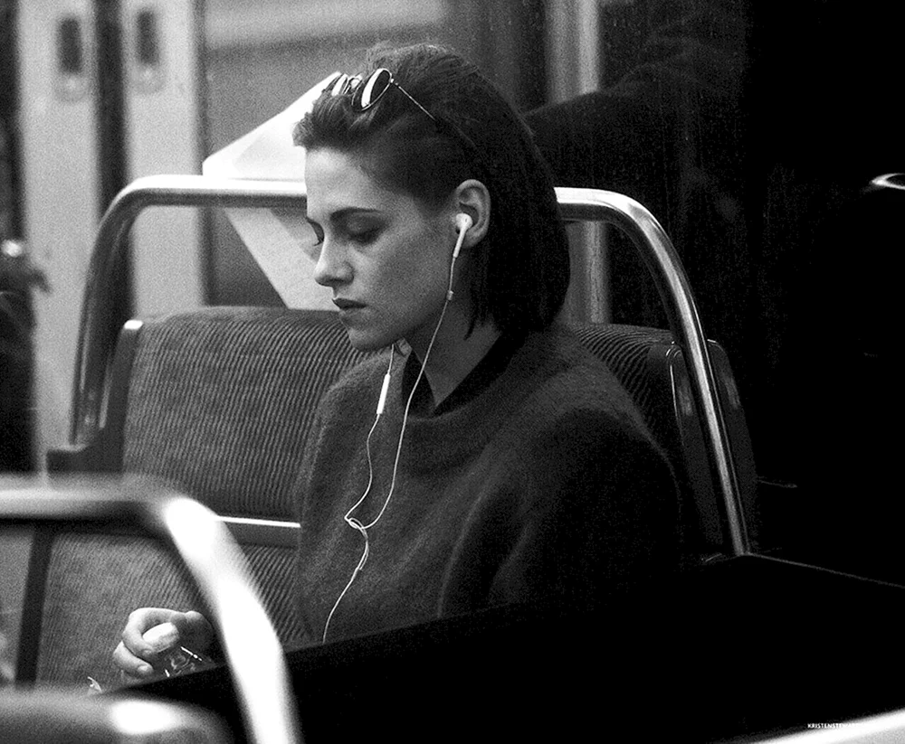 Kristen Stewart in der U-Bahn
