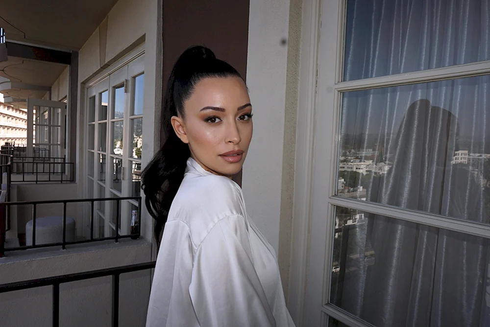 Christian Serratos Walkers