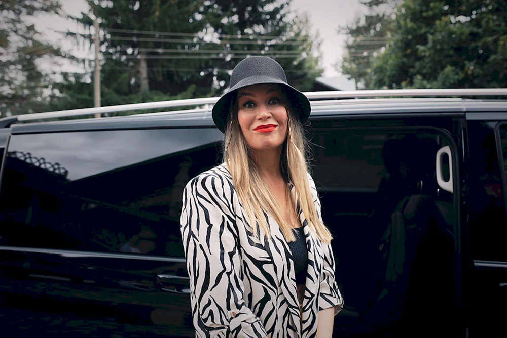 Valeria Astapova in der Serie Mädchen mit Makarov