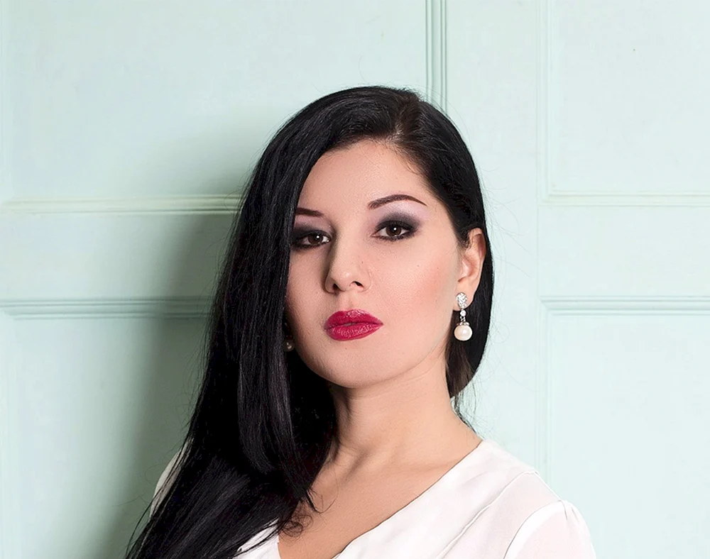 Krimtatarin Diana Kadi