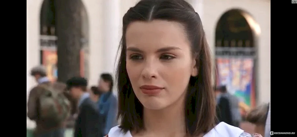 Kseniya Lukyanchikova Hornissennest