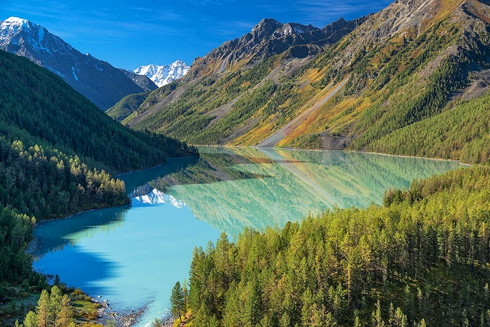 Kucherlinskiye See Berg Altai