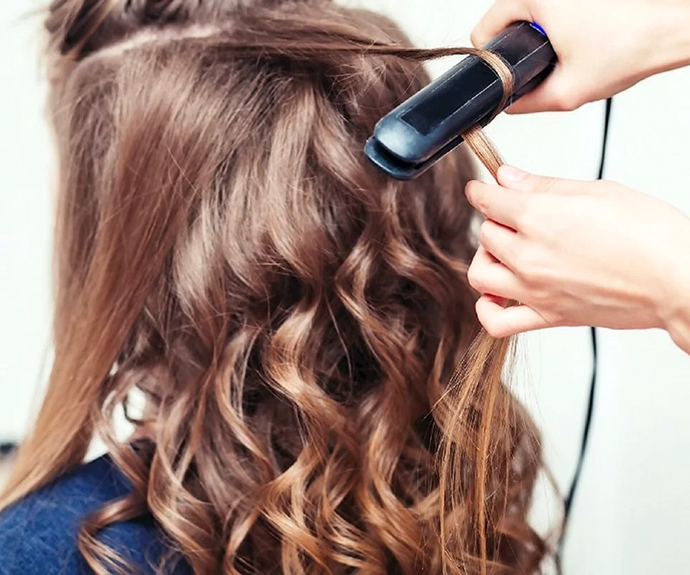 Lange Locken mit Bügeleisen