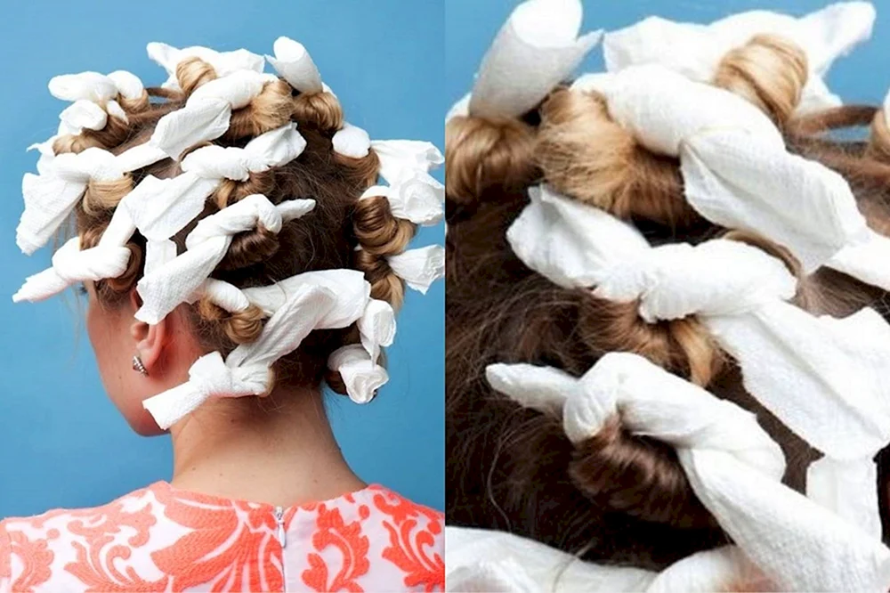 Haar nach Zöpfen. Locken auf Tüchern