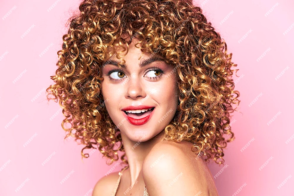 Polina Lockenmädchen