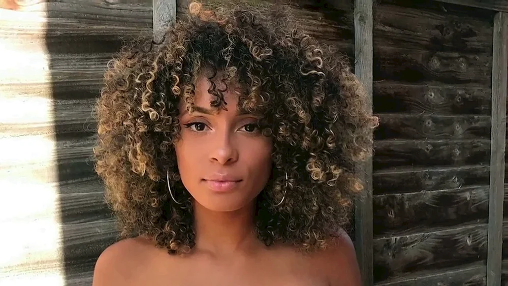 Afro Locken 2022 Trend
