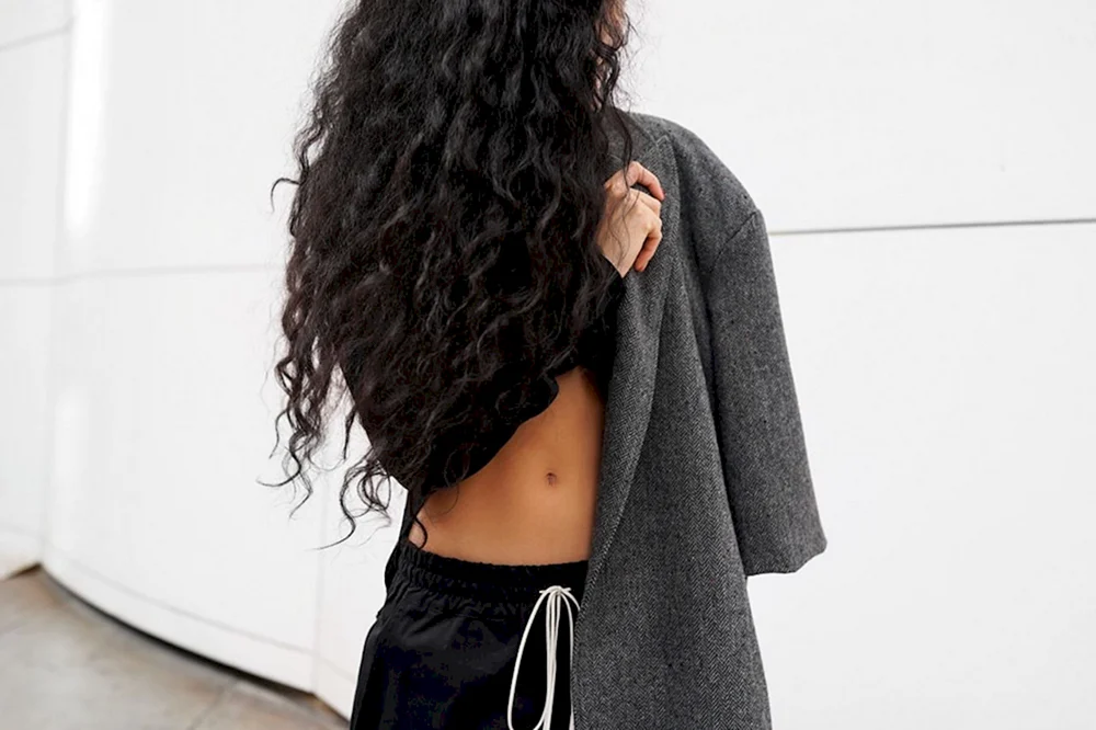 Lockenmädchenhaar
