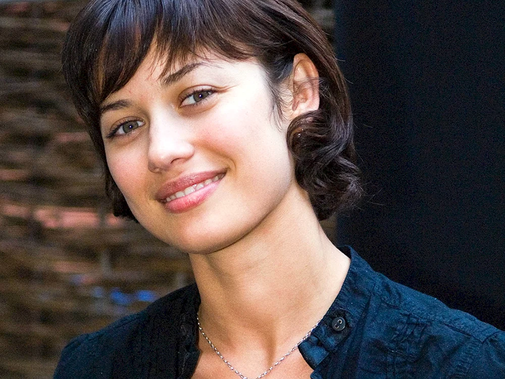 Olga Kurilenko Kurylenko