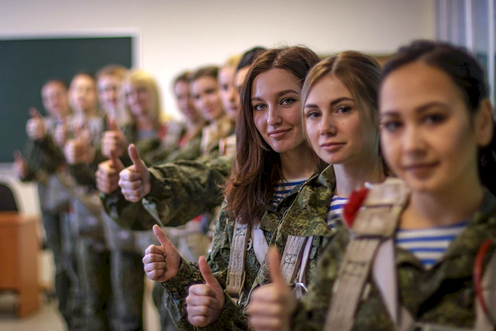A Kadetten der Rjasaner Luftlandeschule