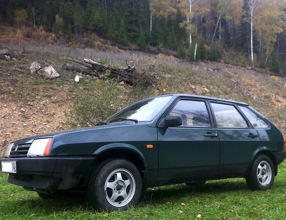 VAZ-. 2109 Baltic gl