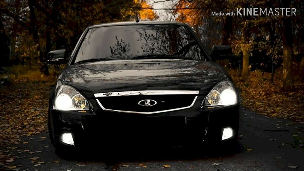 Lada Priora 2 Limousine schwarz