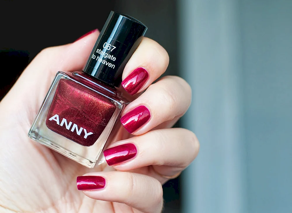 Lacquer Anny