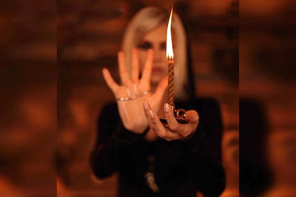 Tatiana Larina der Hellseher Kampf