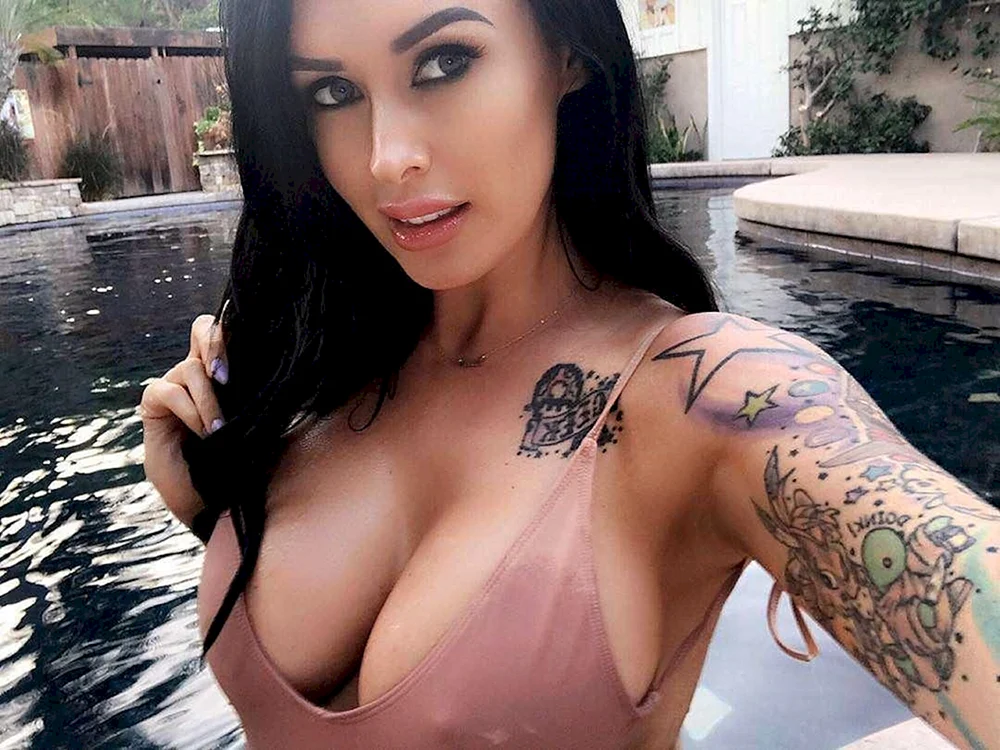 Laura Lux