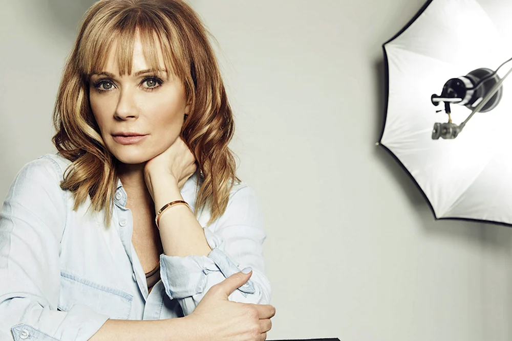 Lauren Holly