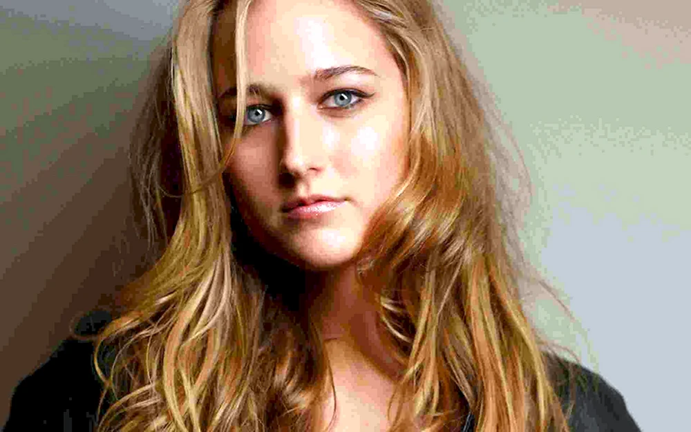 Leelee Sobieski