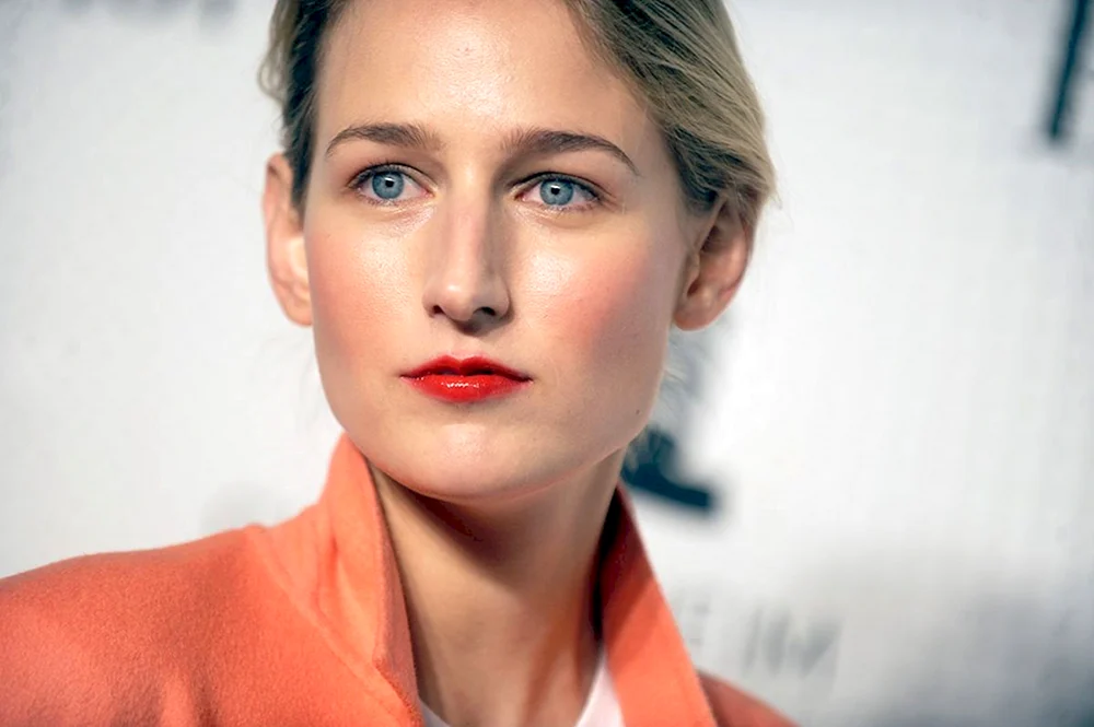 Leelee Sobieski