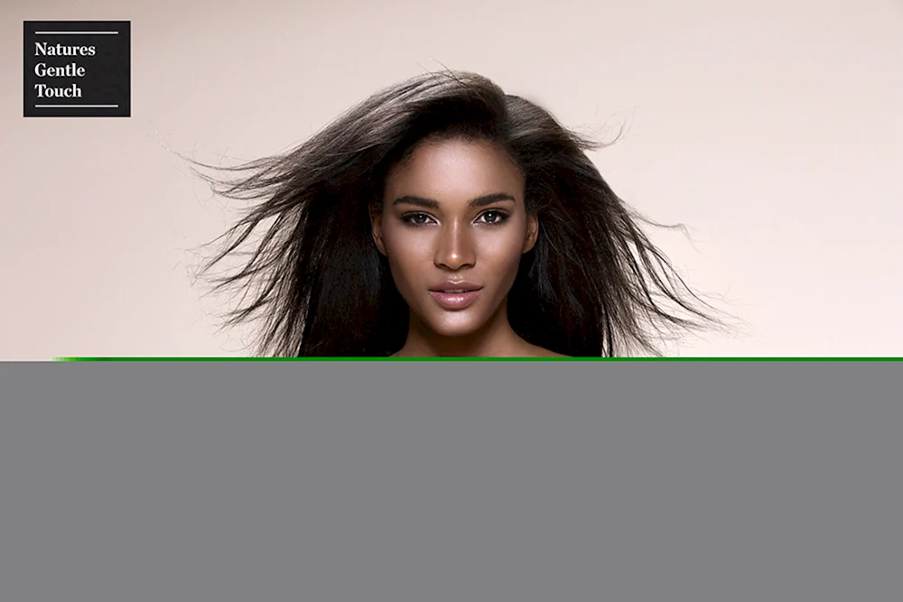 Layla Lopez Angola