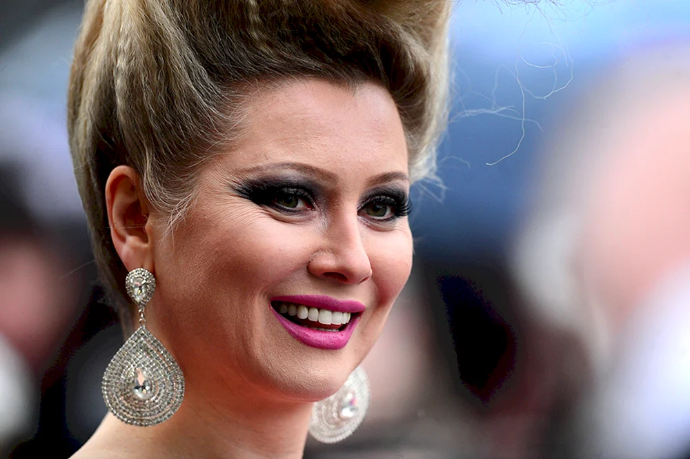 Lena Lenina 2022