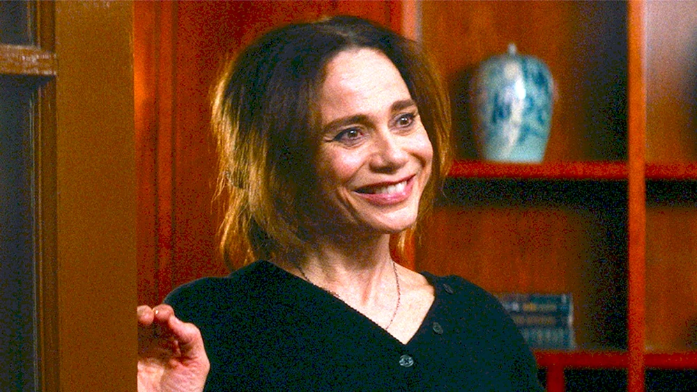 Lena Olin 2022