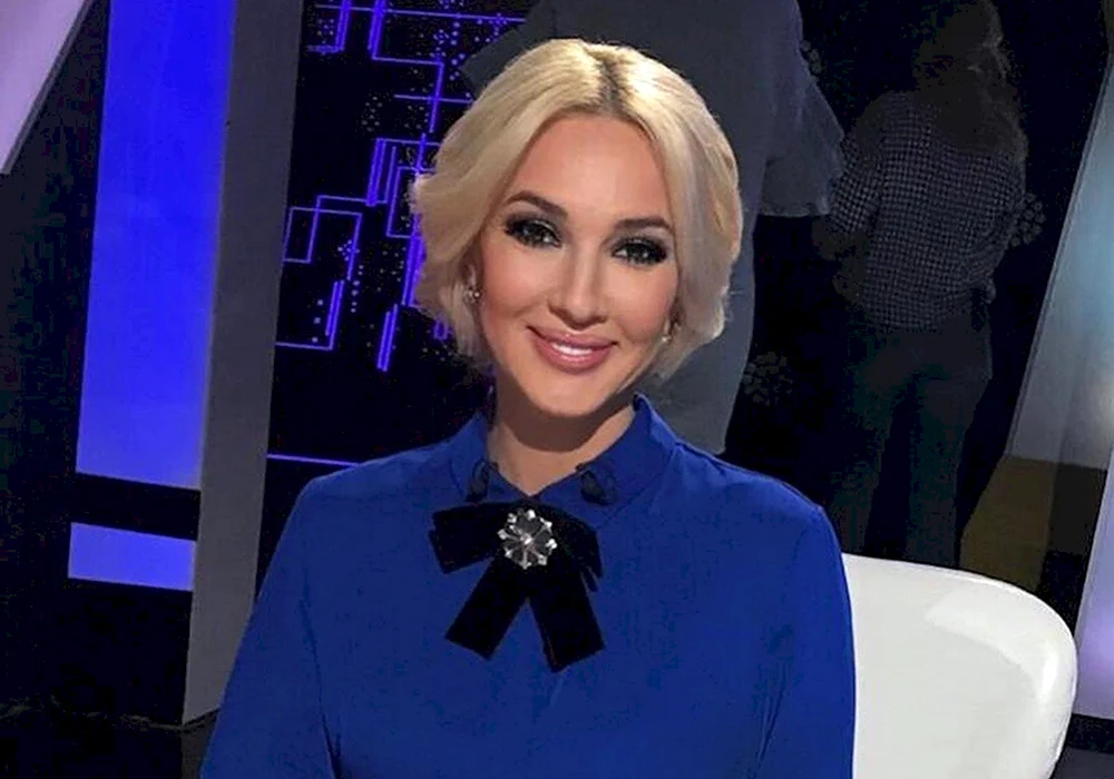 Lera Kudryavtseva braune Augenbrauen