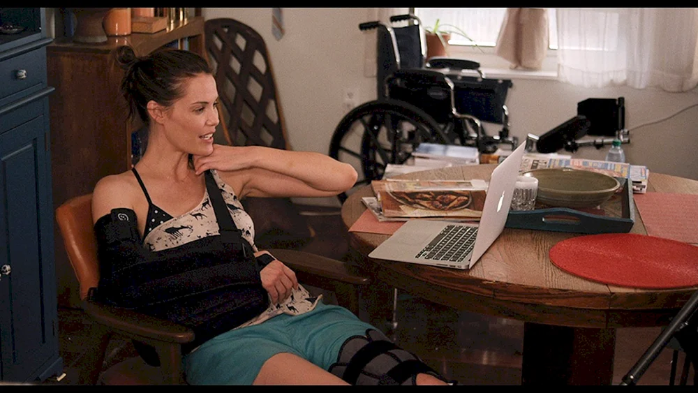 Iron Man 2008 Leslie Bibb