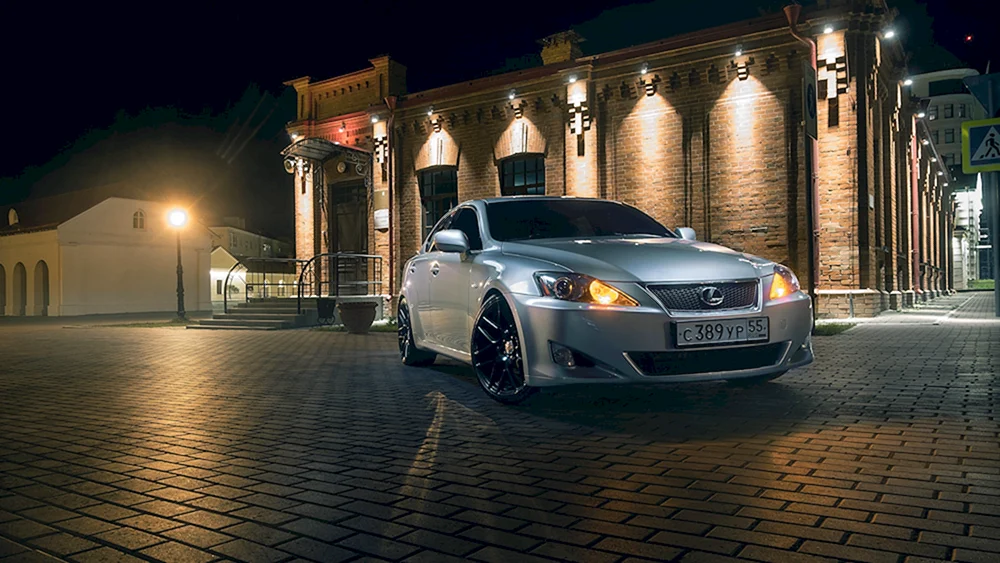 Lexus auf der Straße