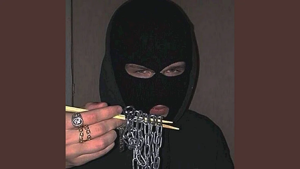 Mädchen in Balaclava