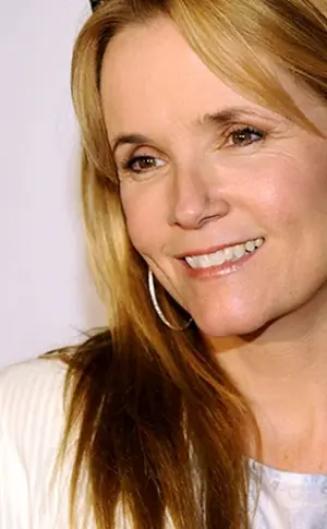 Lea Thompson Lorraine Baines