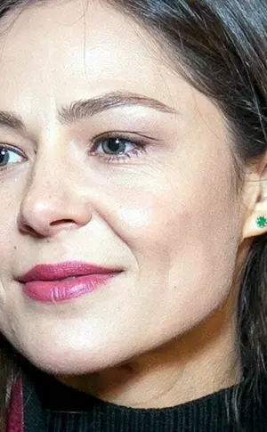 Yelena Lyadova Schauspielerin
