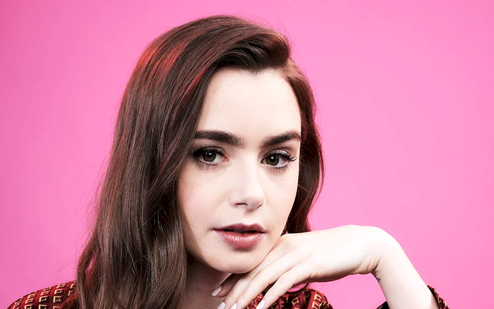 Lily Collins