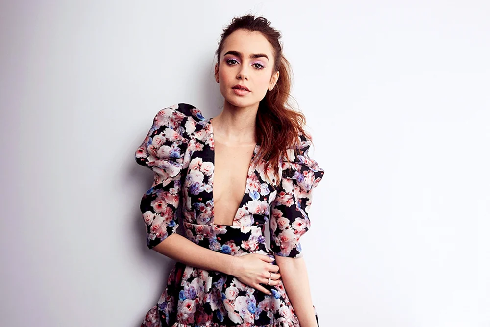 Lily Collins