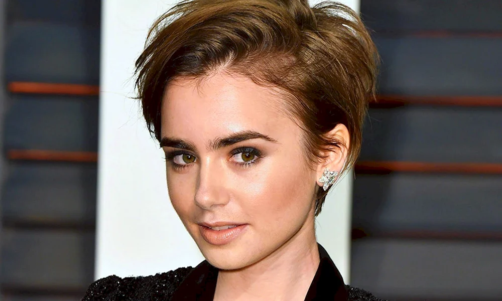Lily Collins Kurzhaarschnitt