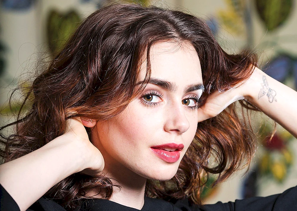 Lily Collins