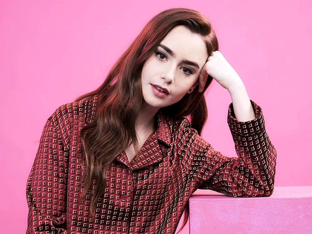 Lily Collins