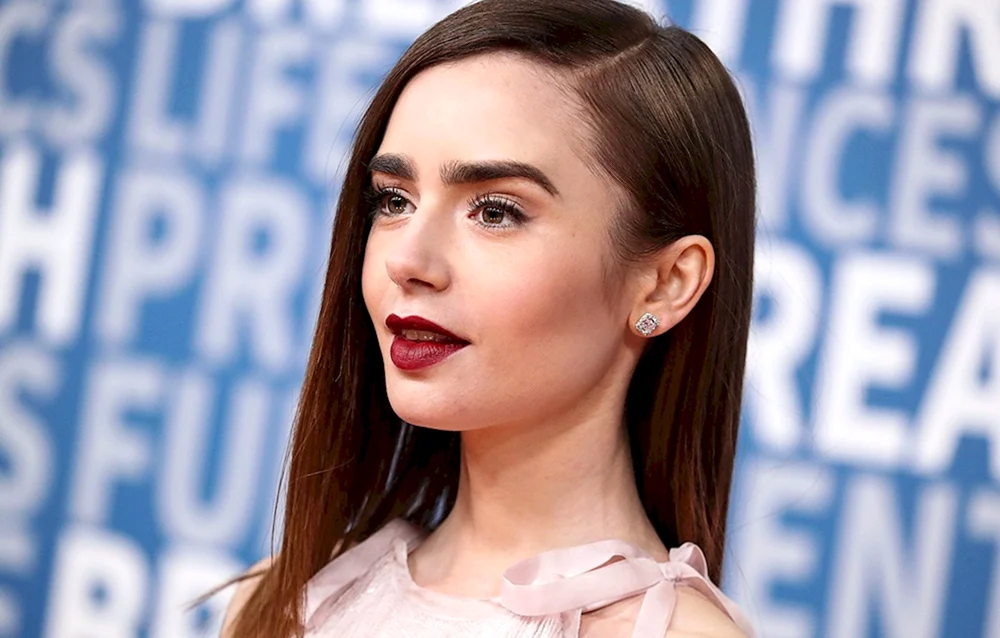 Lily Collins