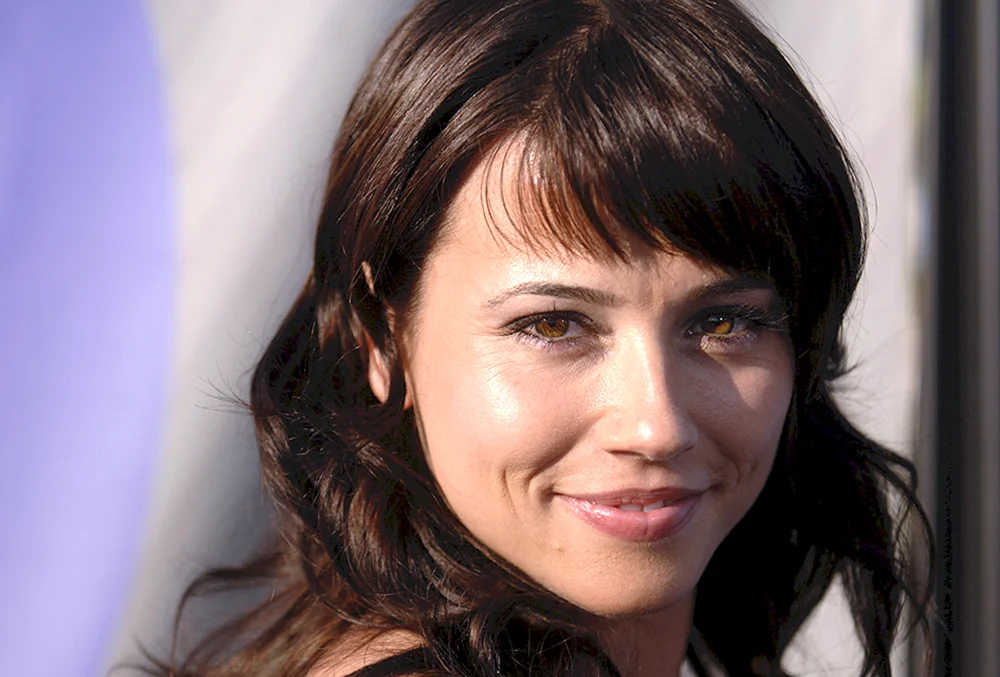 Linda Cardellini